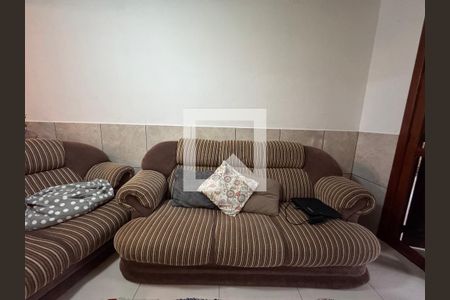 Sala de casa à venda com 2 quartos, 90m² em Santos Dumont, São Leopoldo