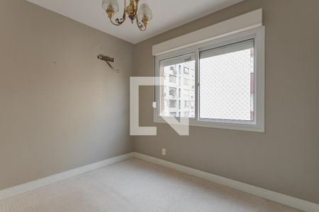 Quarto 1 de apartamento para alugar com 3 quartos, 95m² em Boa Vista, Porto Alegre