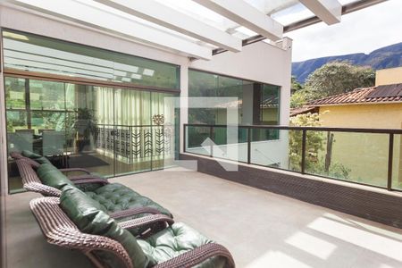 Varanda da Sala de casa de condomínio à venda com 5 quartos, 500m² em Retiro do Chalé, Brumadinho