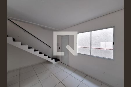 Sala de casa de condomínio à venda com 2 quartos, 54m² em Vila Aurora (zona Norte), São Paulo