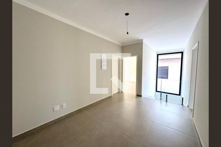 Sala de casa de condomínio à venda com 3 quartos, 300m² em Jardim Samambaia, Jundiaí
