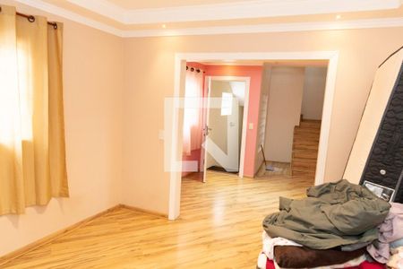 Sala de estar de casa de condomínio à venda com 2 quartos, 300m² em Jardim Vila Galvao, Guarulhos