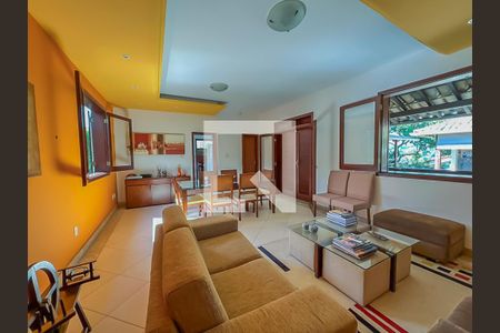 Sala de casa de condomínio para alugar com 5 quartos, 800m² em Bela Vista, Lagoa Santa