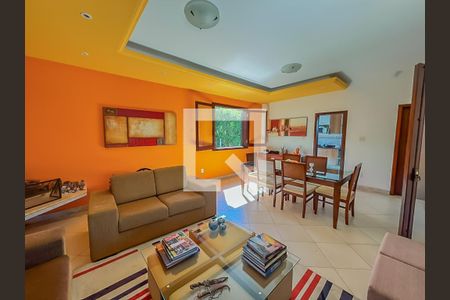 Sala de casa de condomínio para alugar com 5 quartos, 800m² em Bela Vista, Lagoa Santa