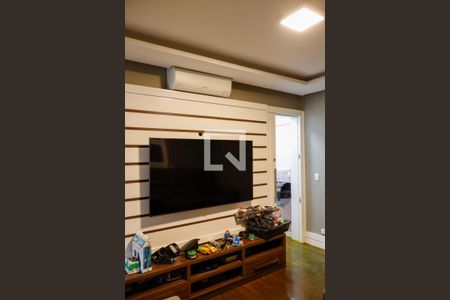 Sala de casa à venda com 7 quartos, 150m² em Conceicao, Osasco