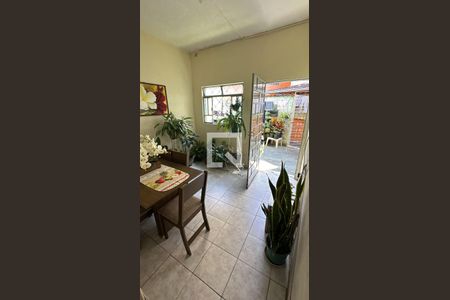 Kitnet/Studio para alugar com 3 quartos, 50m² em Glória, Belo Horizonte