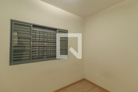 Quarto 2 de casa à venda com 3 quartos, 120m² em Jardim Tannus, Jundiaí