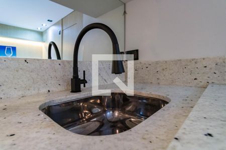 Sala/Cozinha de kitnet/studio à venda com 1 quarto, 26m² em Cidade Jardim, São Paulo