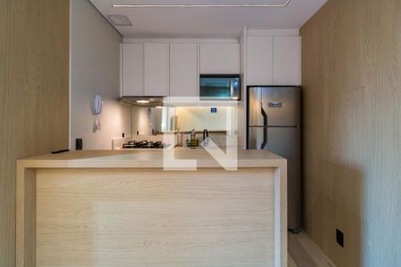 Sala/Cozinha de kitnet/studio à venda com 1 quarto, 26m² em Cidade Jardim, São Paulo