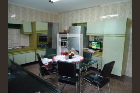 Casa à venda com 3 quartos, 180m² em Parque São Jorge, São Paulo