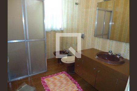 Casa à venda com 3 quartos, 180m² em Parque São Jorge, São Paulo