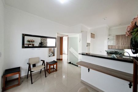 Sala de casa de condomínio para alugar com 2 quartos, 61m² em Nova Mirim, Praia Grande