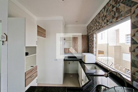 Cozinha de casa de condomínio para alugar com 2 quartos, 61m² em Nova Mirim, Praia Grande