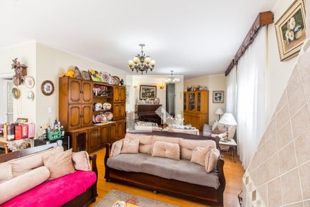 Sala de TV de casa de condomínio à venda com 4 quartos, 390m² em Residencial Nove (alphaville), Santana de Parnaíba