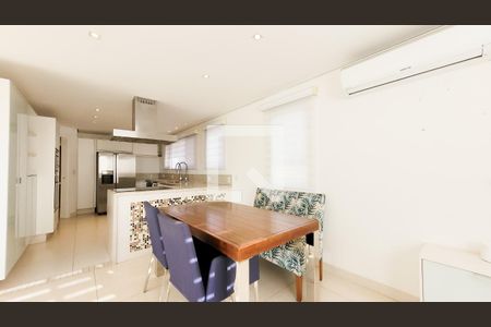 Sala de Jantar de casa de condomínio para alugar com 3 quartos, 377m² em Conjunto Habitacional Vila Santana (sousas), Campinas