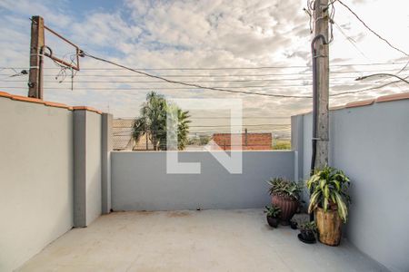 Sala - Varanda de casa à venda com 2 quartos, 138m² em Costa E Silva, Porto Alegre