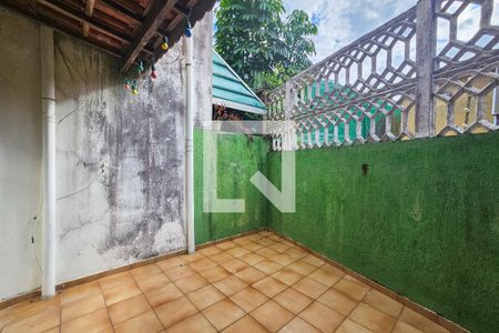 varanda de casa de condomínio para alugar com 2 quartos, 110m² em Tortuga, Guarujá