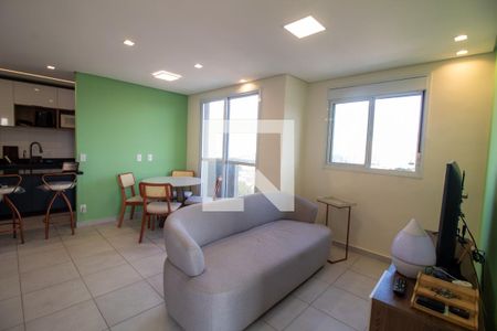 Sala de apartamento à venda com 2 quartos, 53m² em Santo Amaro, São Paulo