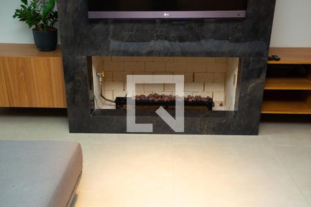 Sala de casa de condomínio à venda com 4 quartos, 210m² em Fátima, Canoas