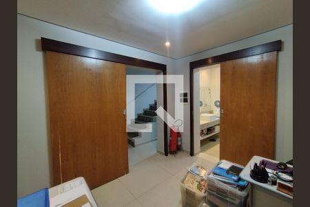 Escritório de casa para alugar com 5 quartos, 440m² em Liberdade, São Paulo