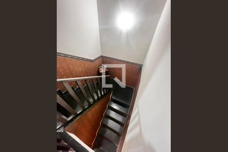 Escada de casa à venda com 4 quartos, 264m² em Jardim Bom Retiro, Campinas