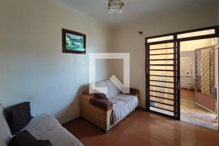 Sala de TV de casa à venda com 4 quartos, 400m² em Jardim Proença, Campinas