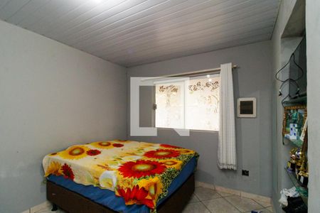 Suíte de casa à venda com 2 quartos, 180m² em Vila Nova Galvão, São Paulo