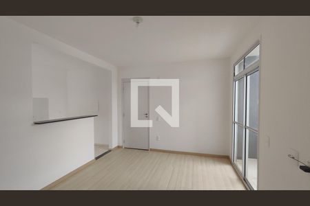 Sala de apartamento à venda com 3 quartos, 70m² em Colonial, Contagem