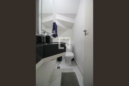 Lavabo de casa à venda com 3 quartos, 140m² em Jardim Juá, São Paulo