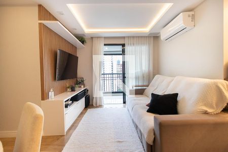 Sala de apartamento para alugar com 3 quartos, 90m² em Cabral, Curitiba