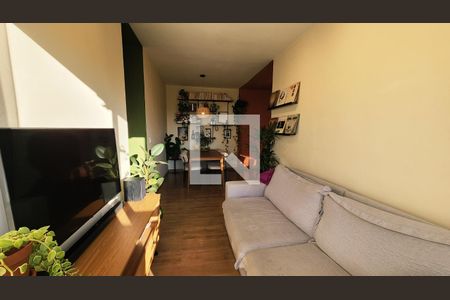 Sala de apartamento à venda com 3 quartos, 74m² em Vila Nova Medeiros, Jundiaí