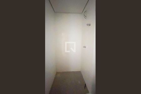 Banheiro de apartamento para alugar com 1 quarto, 35m² em Vila Congonhas, São Paulo