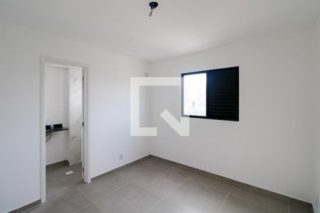 Suíte de apartamento à venda com 2 quartos, 69m² em Nova Gerti, São Caetano do Sul