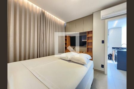 Quarto de kitnet/studio à venda com 1 quarto, 40m² em Savassi, Belo Horizonte