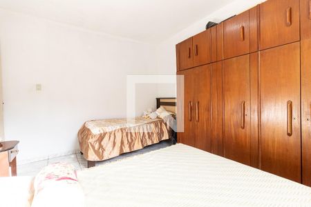 Quarto 1 de casa para alugar com 2 quartos, 160m² em Vila Moraes, São Paulo