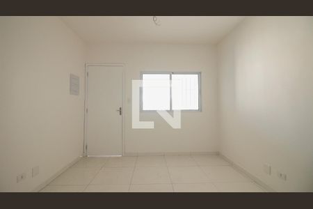 Sala de casa à venda com 3 quartos, 120m² em Vila Olinda, São Paulo