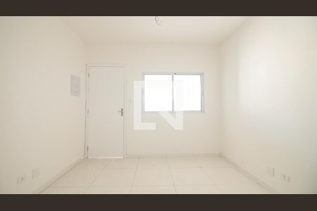 Sala de casa à venda com 3 quartos, 120m² em Vila Olinda, São Paulo