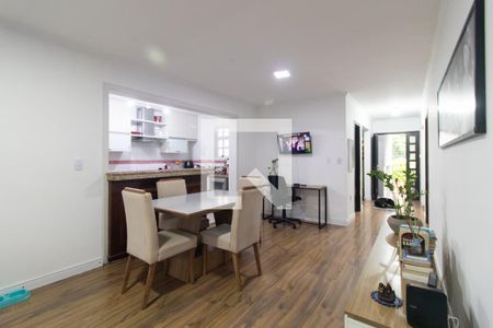 Sala de casa à venda com 4 quartos, 262m² em Camaquã, Porto Alegre