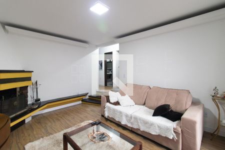Sala de casa à venda com 4 quartos, 262m² em Camaquã, Porto Alegre