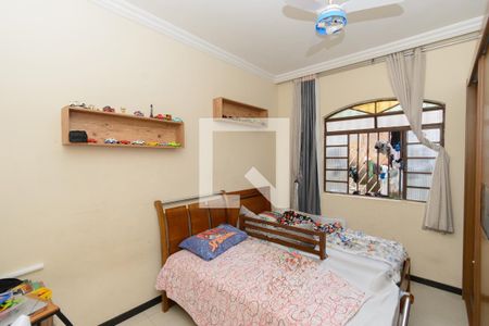 Casa 1 - Quarto 2 de casa à venda com 6 quartos, 500m² em Água Branca, Contagem
