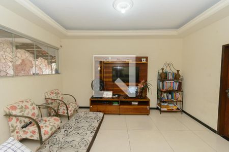 Casa 1 - Sala de casa à venda com 6 quartos, 500m² em Água Branca, Contagem