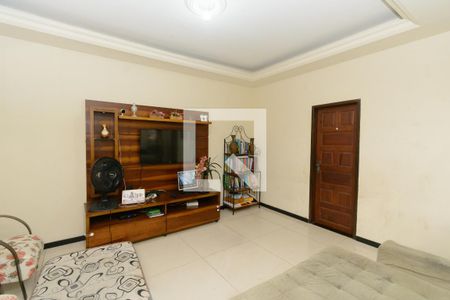 Casa 1 - Sala de casa à venda com 6 quartos, 500m² em Água Branca, Contagem