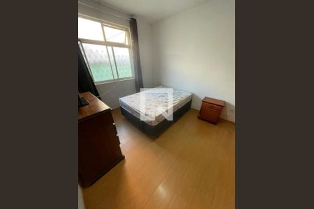 Casa à venda com 3 quartos, 400m² em Sagrada Família, Belo Horizonte