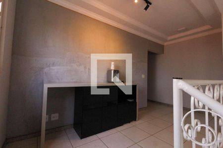 Casa à venda com 5 quartos, 410m² em João Pinheiro, Belo Horizonte