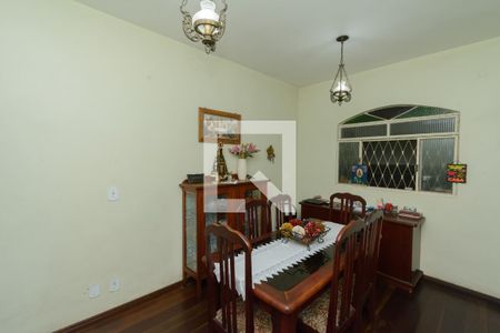 Sala de Jantar de casa à venda com 4 quartos, 180m² em Milionários, Belo Horizonte