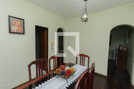 Sala de Jantar de casa à venda com 4 quartos, 180m² em Milionários, Belo Horizonte