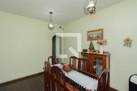 Sala de Jantar de casa à venda com 4 quartos, 180m² em Milionários, Belo Horizonte