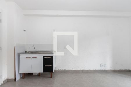 Sala/ Cozinha de apartamento à venda com 2 quartos, 37m² em Jardim São Luís, São Paulo