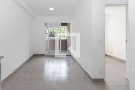 Sala/ Cozinha de apartamento à venda com 2 quartos, 37m² em Jardim São Luís, São Paulo