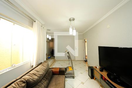 Sala 2 de casa à venda com 3 quartos, 250m² em Vila California, São Paulo